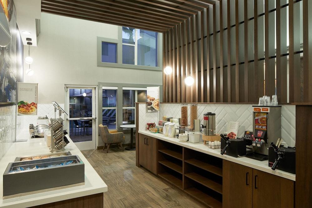 Residence Inn by Marriott Carlsbad photo 54