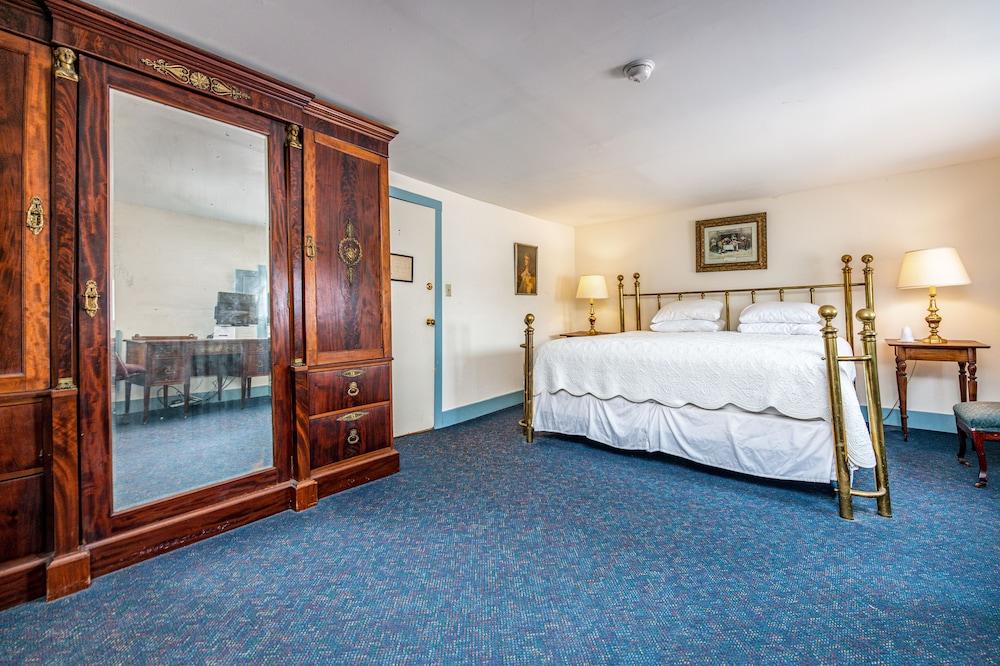 Wayside Inn photo 83