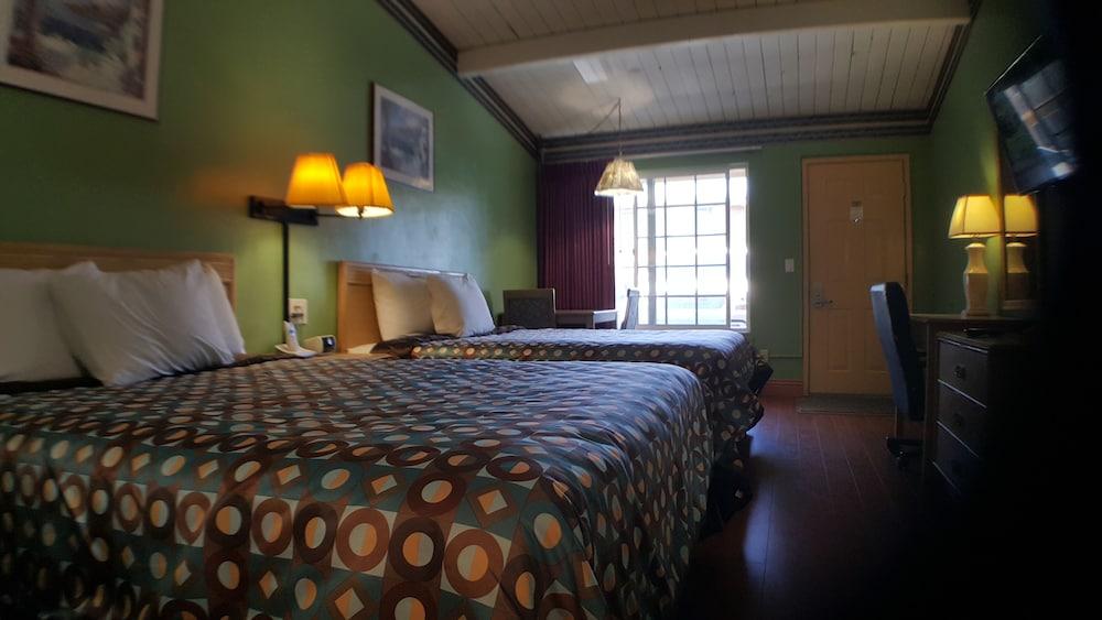 Stardust Inn photo 22