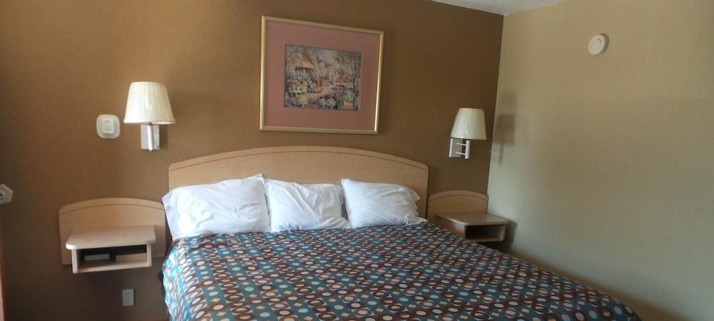 River's Edge Motel photo 29