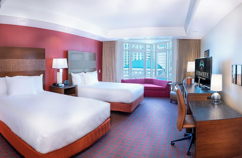 Great Cedar Hotel at Foxwoods photo 2