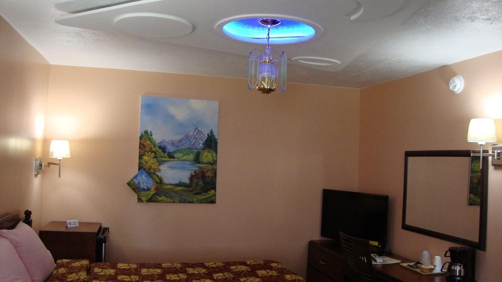Pinconning Trail Inn Motel photo 18