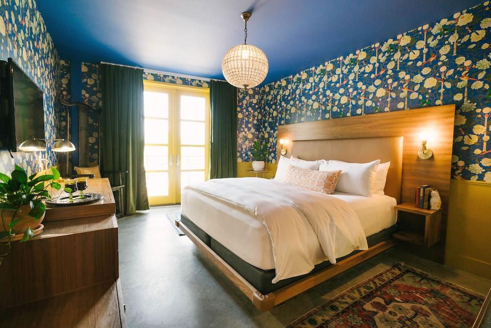 The Frances Modern Inn photo 33