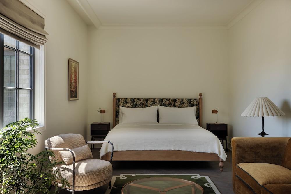 The Nickel Hotel photo 4