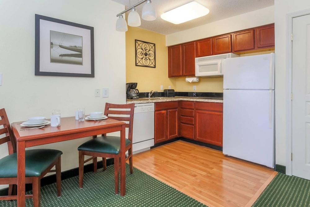 Residence Inn by Marriott Oklahoma City South photo 15
