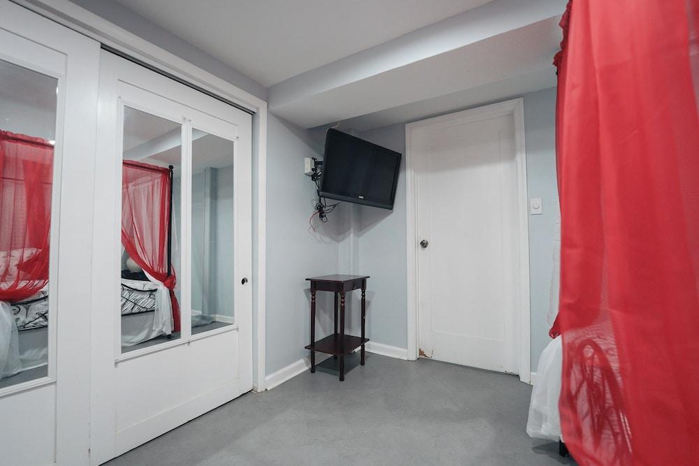 Hudson Hideaway - 3BD NYC Access photo 44