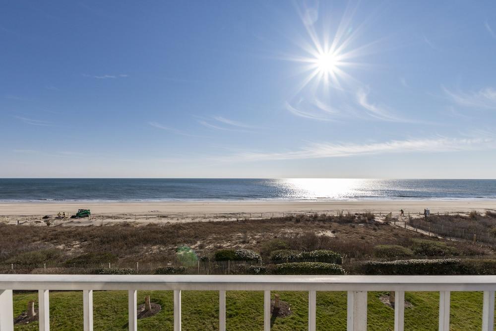 Princess Royale Oceanfront Resort photo 17