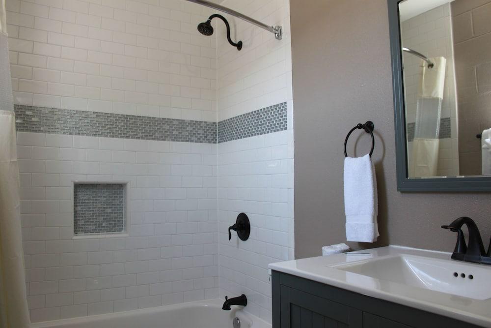 Budget Inn Lompoc photo 23