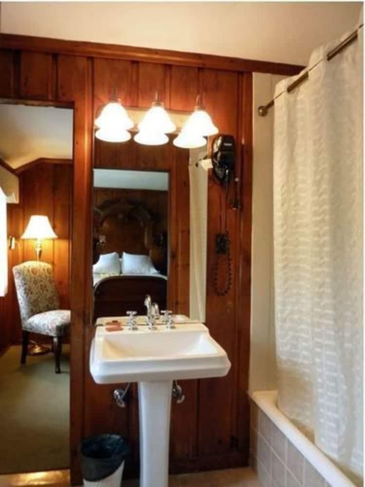 The Franconia Inn photo 26