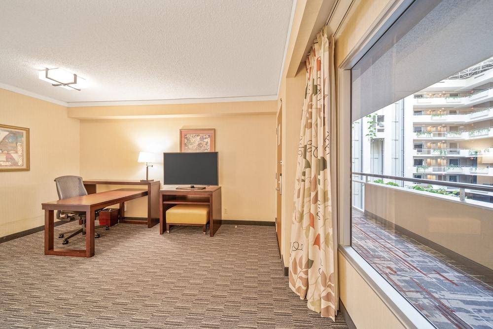 Harmony Suites photo 40