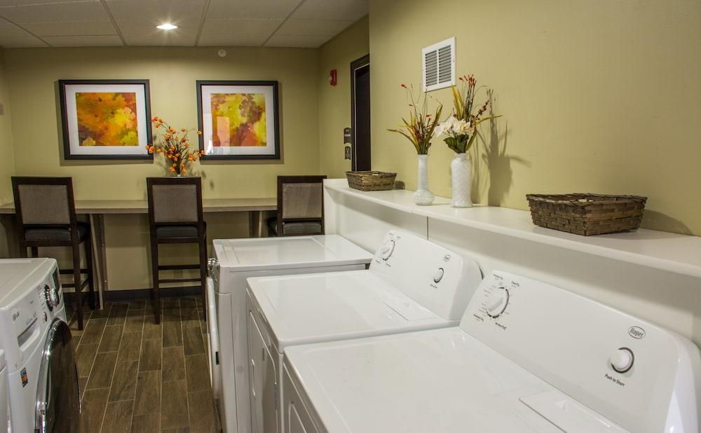 Staybridge Suites Schererville by IHG photo 42