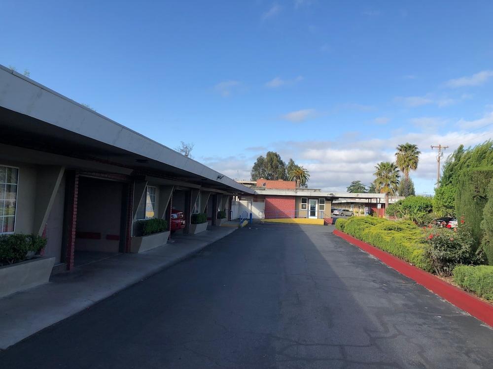 Casa Linda Motel photo 1