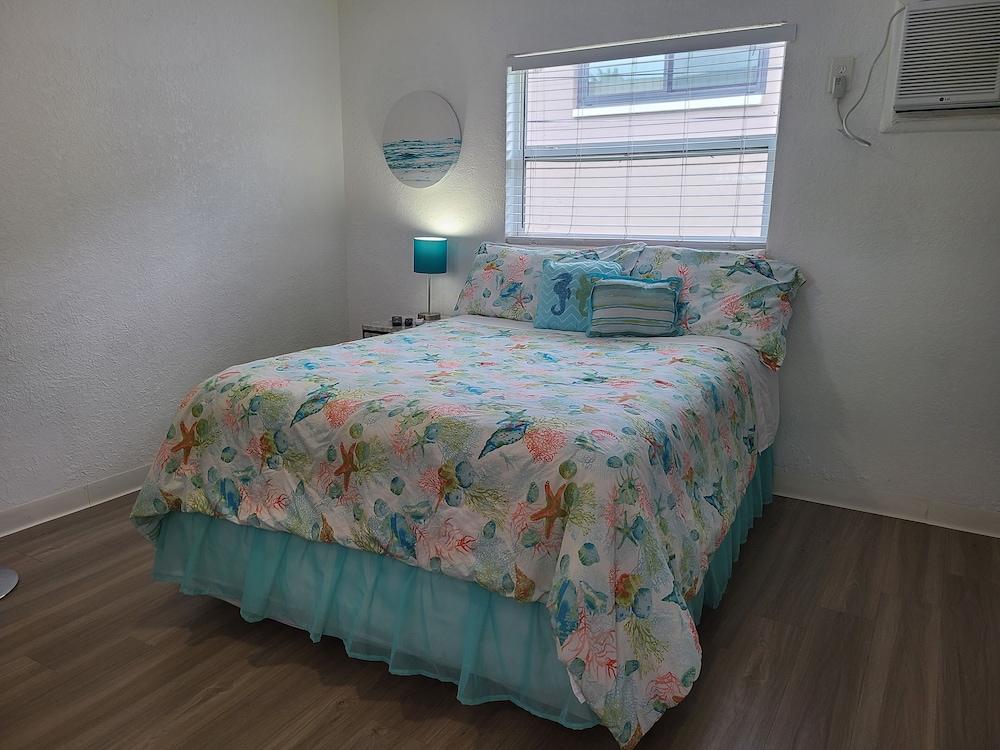 Sun Island Motel photo 62