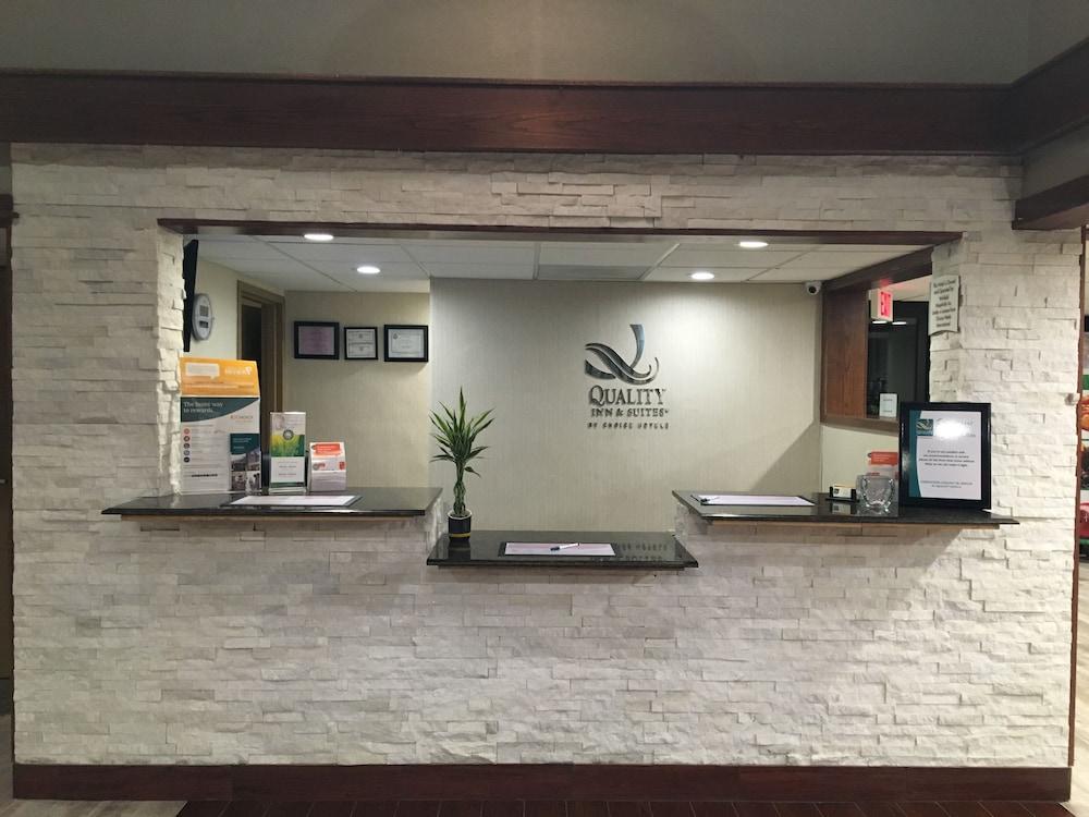Quality Inn & Suites Winfield photo 2
