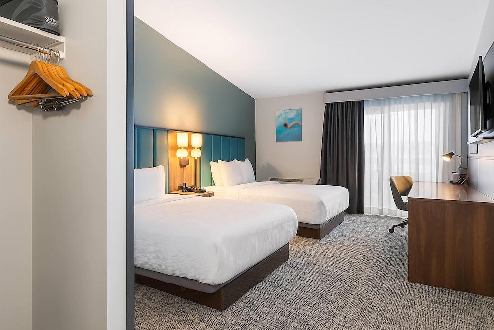 Wingate by Wyndham Geneva at SPIRE Academy photo 11