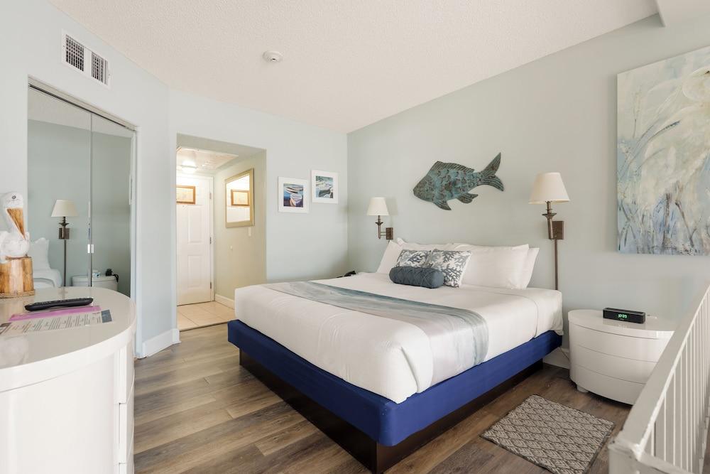 Inn at Camachee Harbor by Coolvacay photo 24