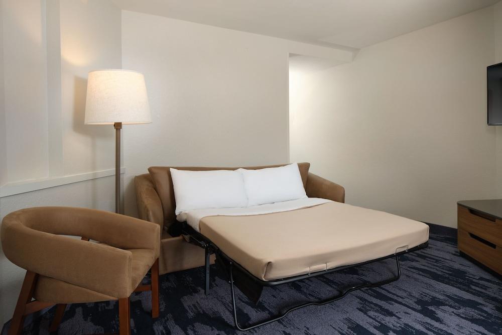 Fairfield Inn and Suites by Marriott Columbia photo 10