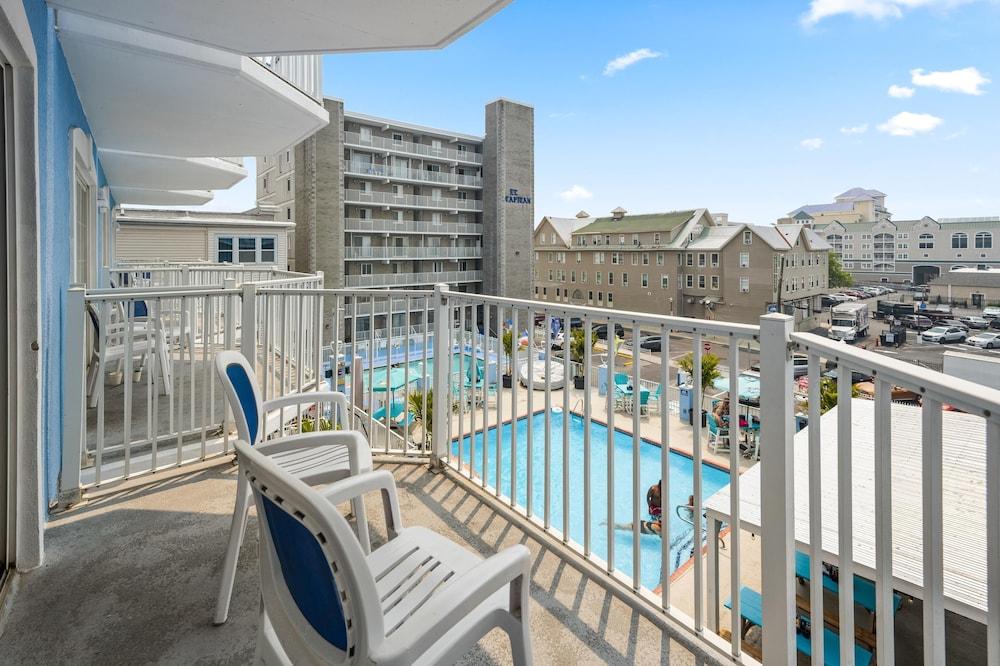 Tidelands Caribbean Hotel and Suites photo 32
