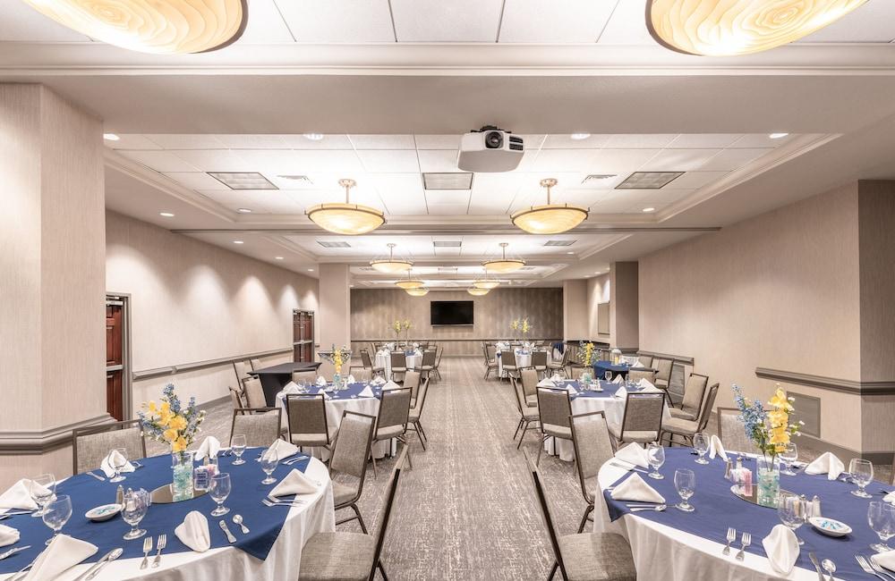 Holiday Inn Hotel & Suites Orange Park by IHG photo 34
