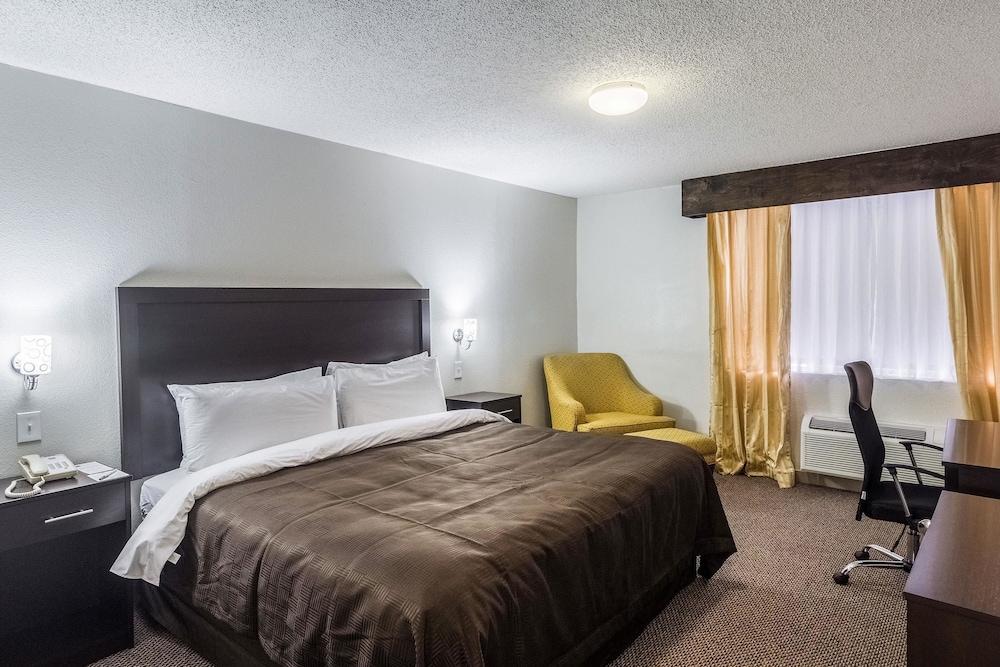 Clarion Inn near McAllen Airport photo 19