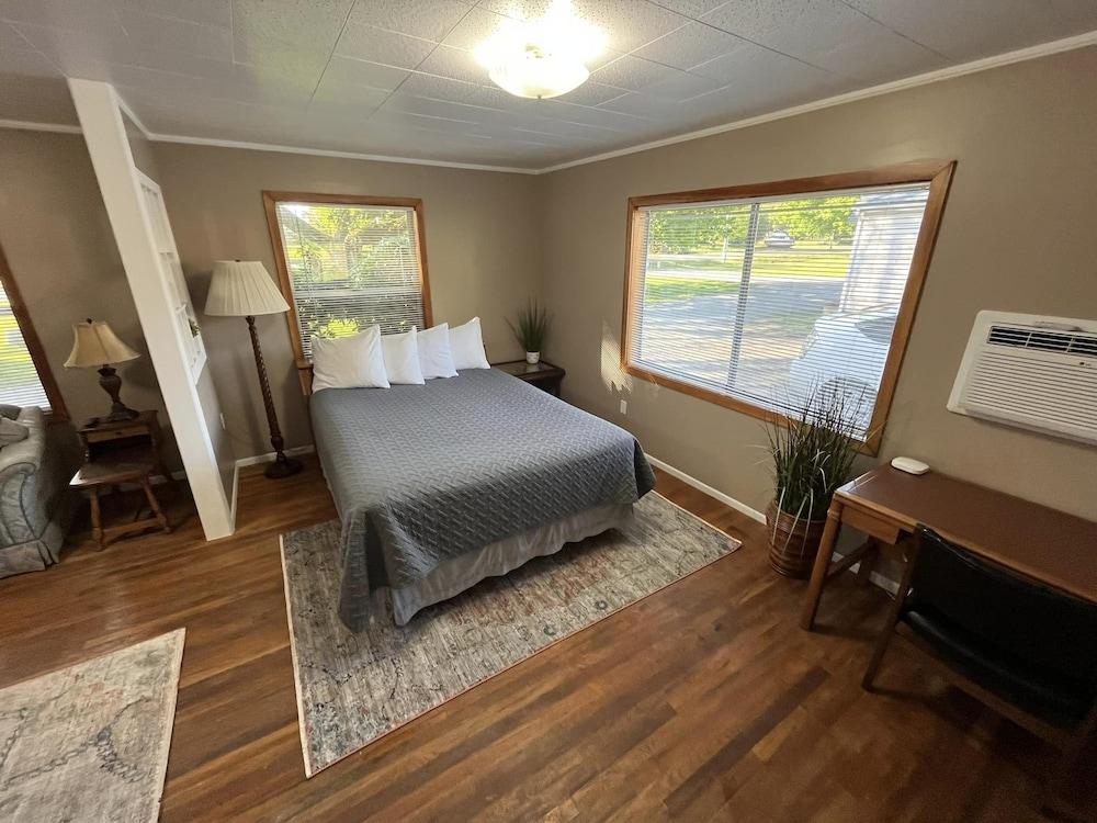 Cascade Motel photo 18