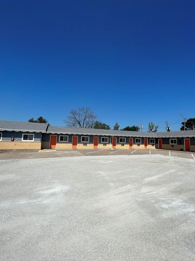 Royal Rest Motel photo 21