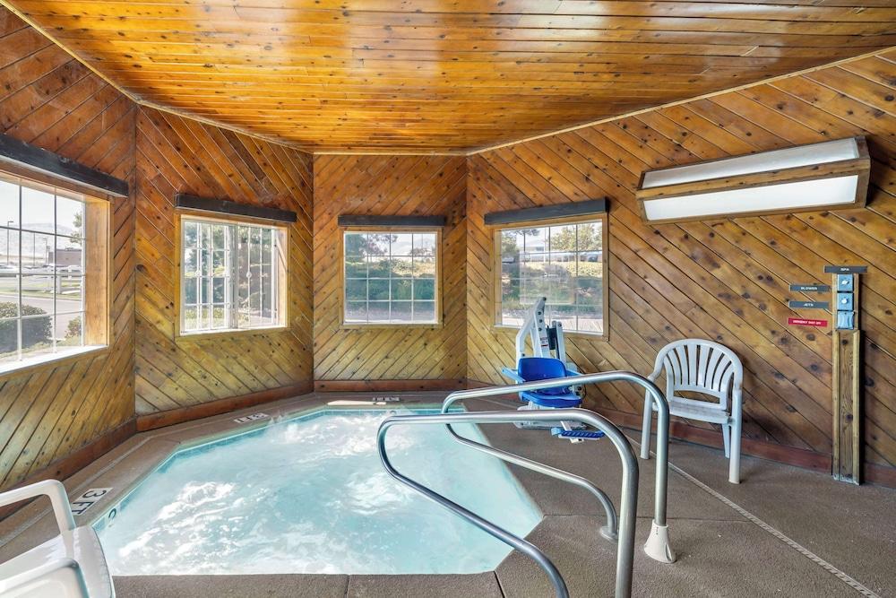 Best Western Liberty Inn photo 27