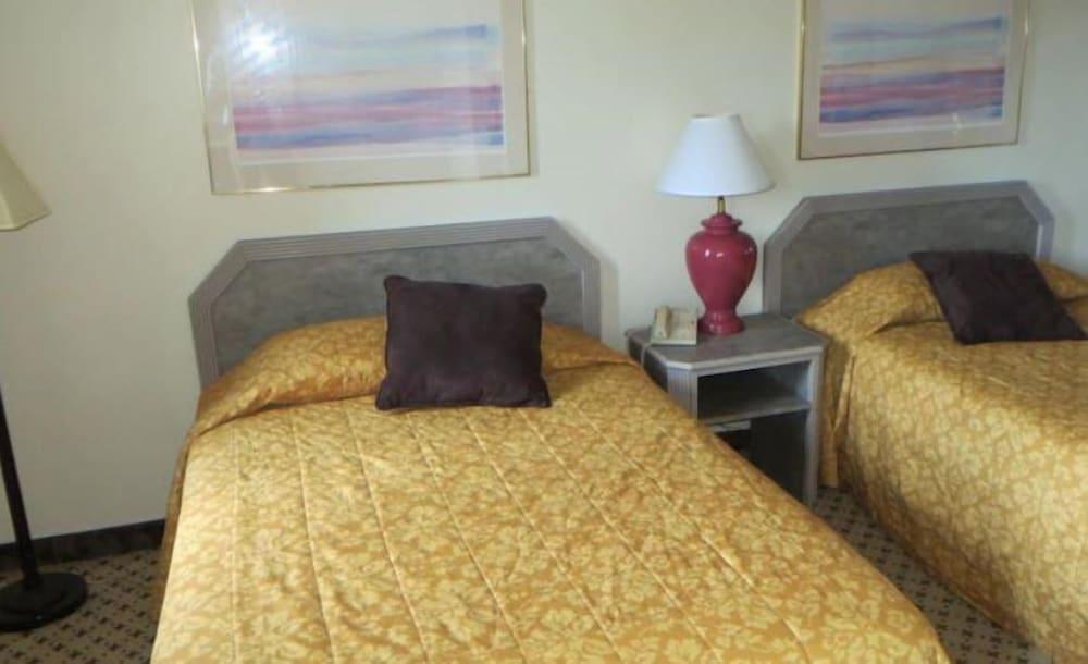 Amber Inn photo 9
