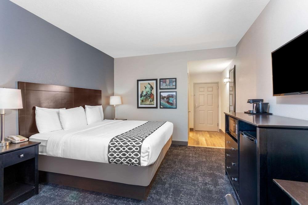 La Quinta Inn & Suites by Wyndham St. Augustine photo 10