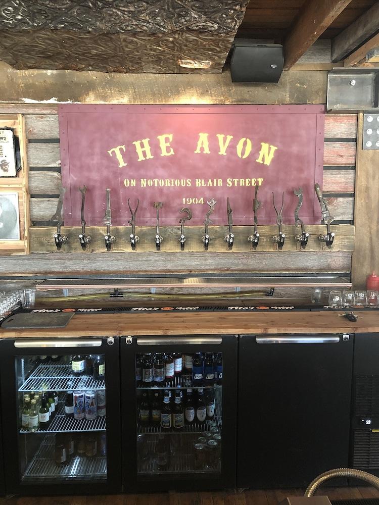 The Avon photo 3