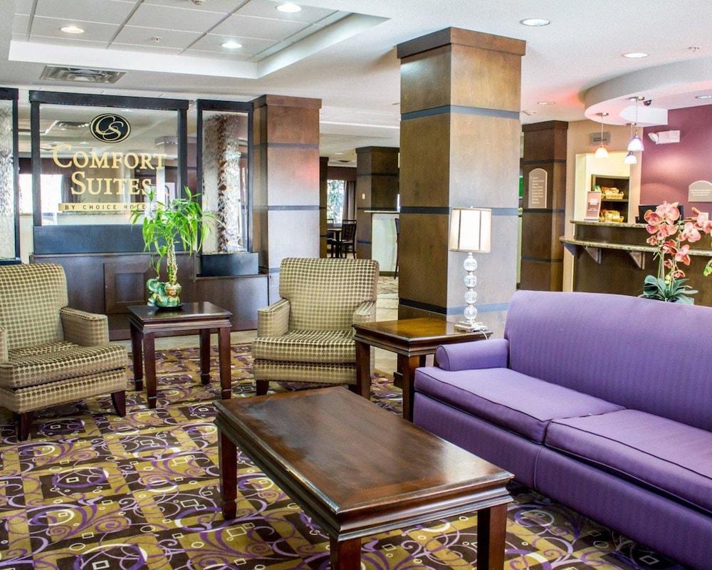 Comfort Suites Sanford photo 3