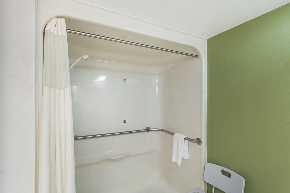Studio 6 Suites – Knoxville, TN photo 22
