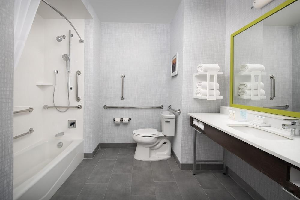 Hampton Inn & Suites Lexington Columbia photo 19