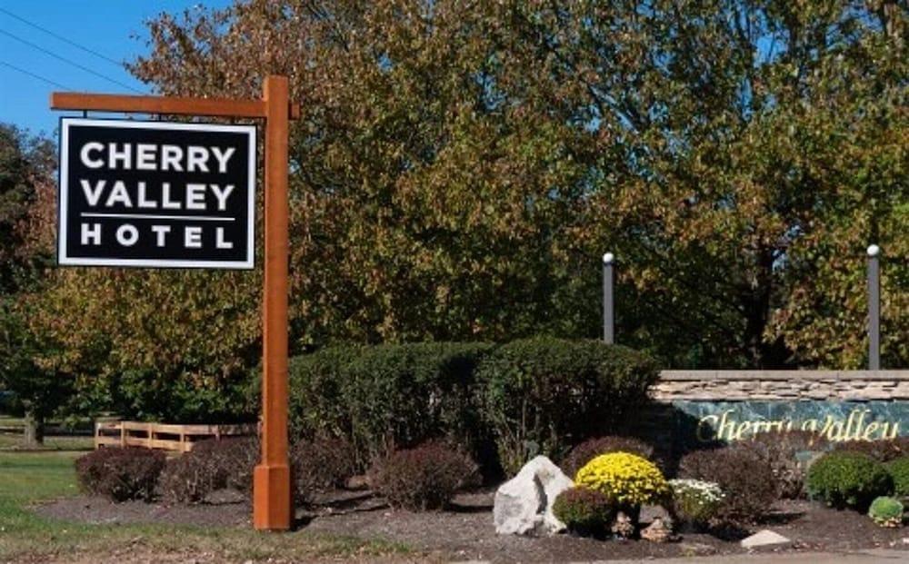 Cherry Valley Hotel photo 61