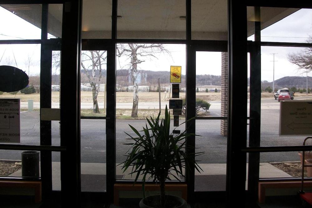 Lodi Valley Suites photo 33