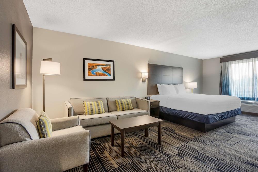 Best Western Plus Columbia Inn photo 22