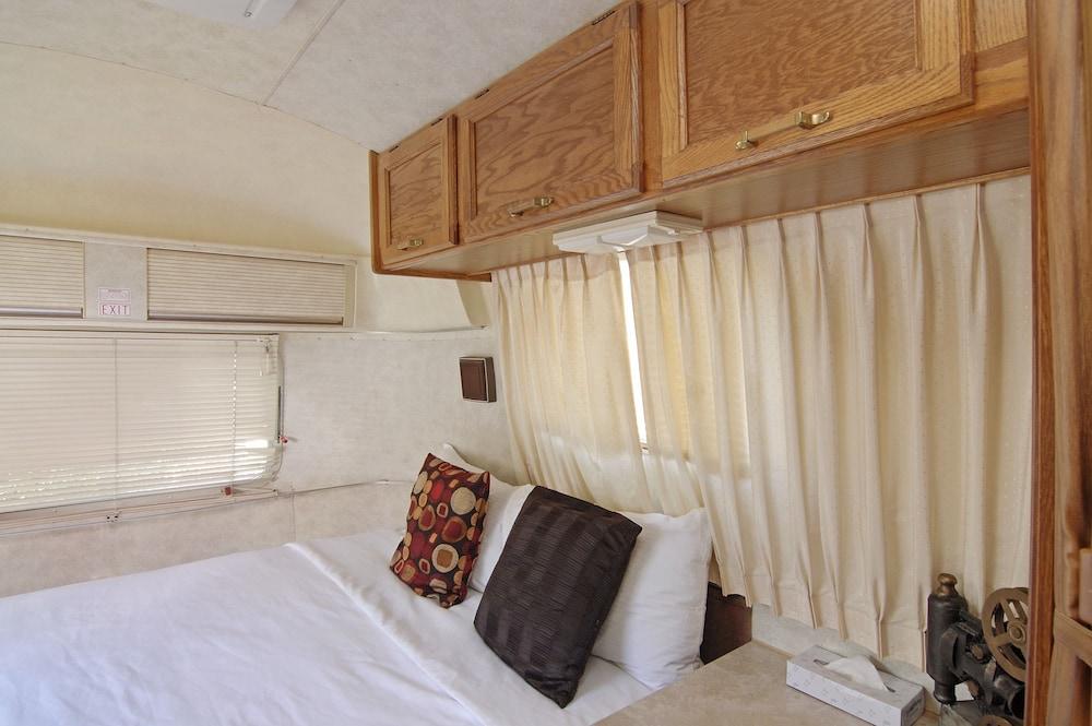 Palm Canyon Hotel & RV Resort photo 75