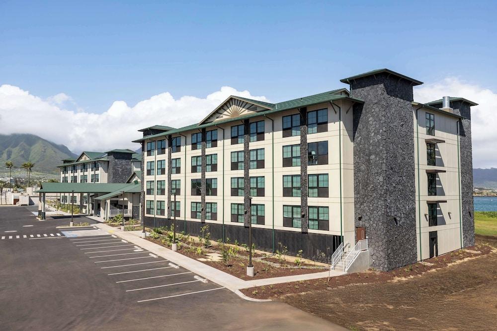 Hampton Inn & Suites Maui North Shore photo 40