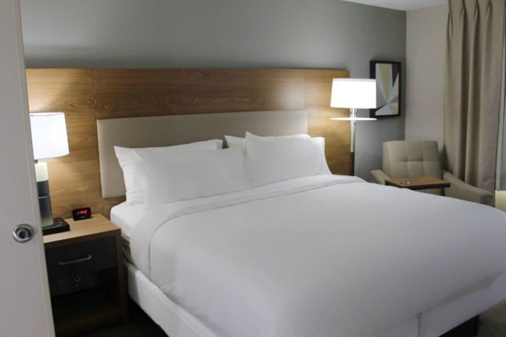 Candlewood Suites Southfield - Detroit by IHG photo 41