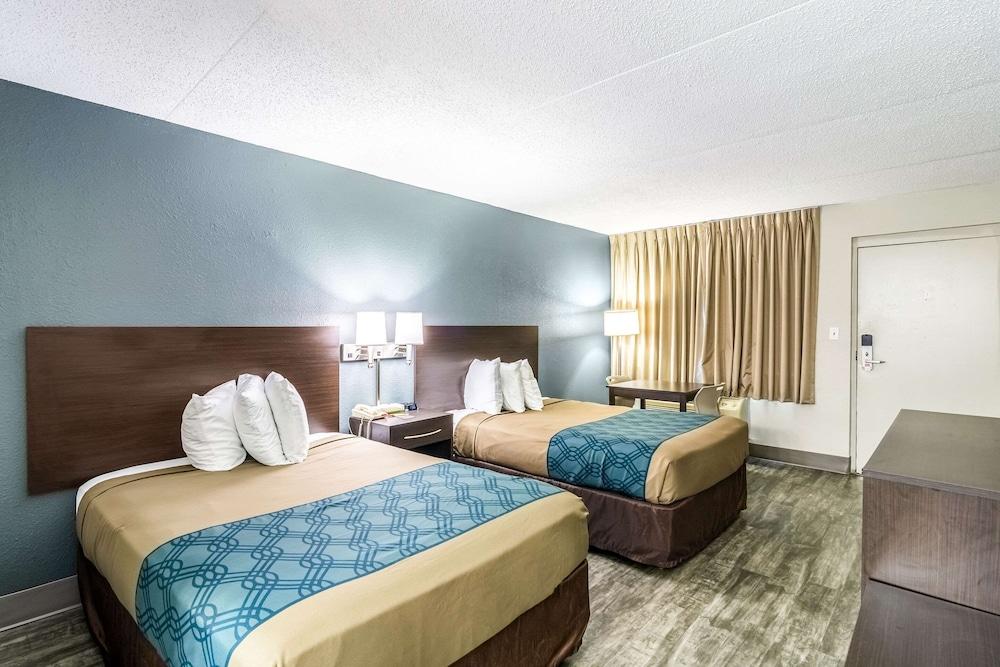 Econo Lodge Crestview South photo 13