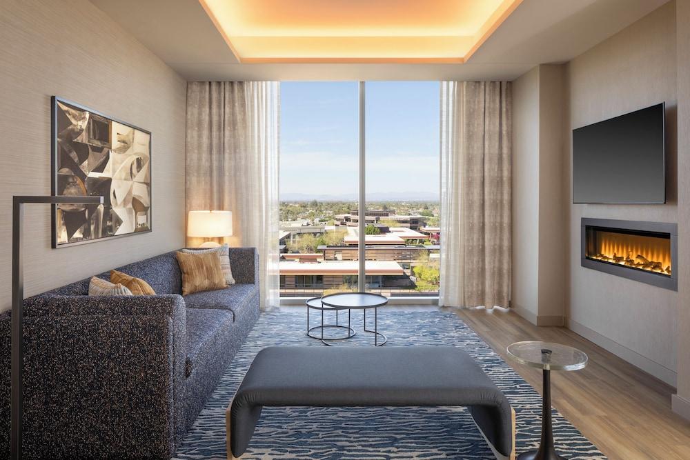 Caesars Republic Scottsdale, a Hilton Hotel photo 29