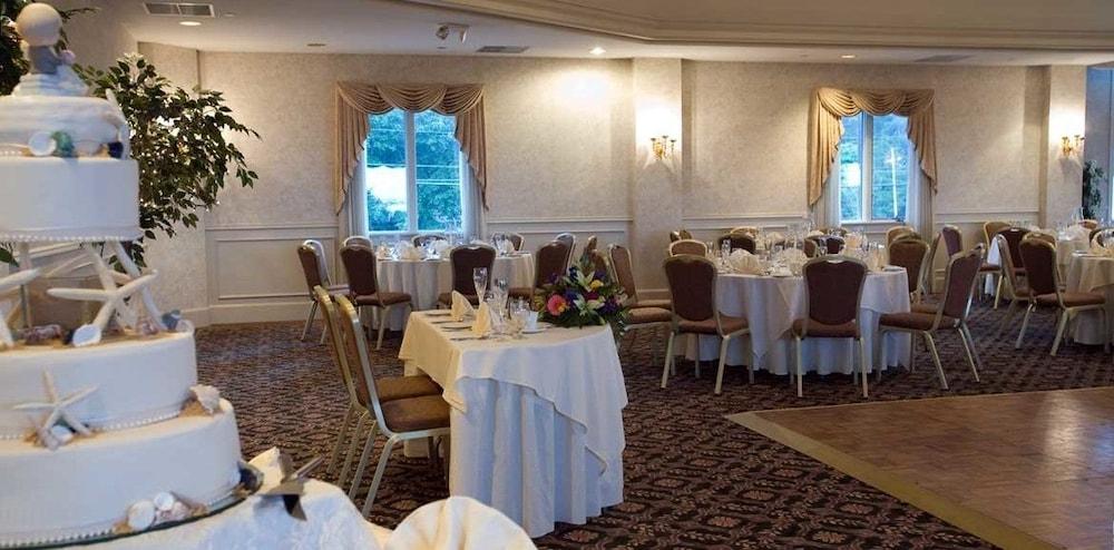 Winnapaug Inn photo 27