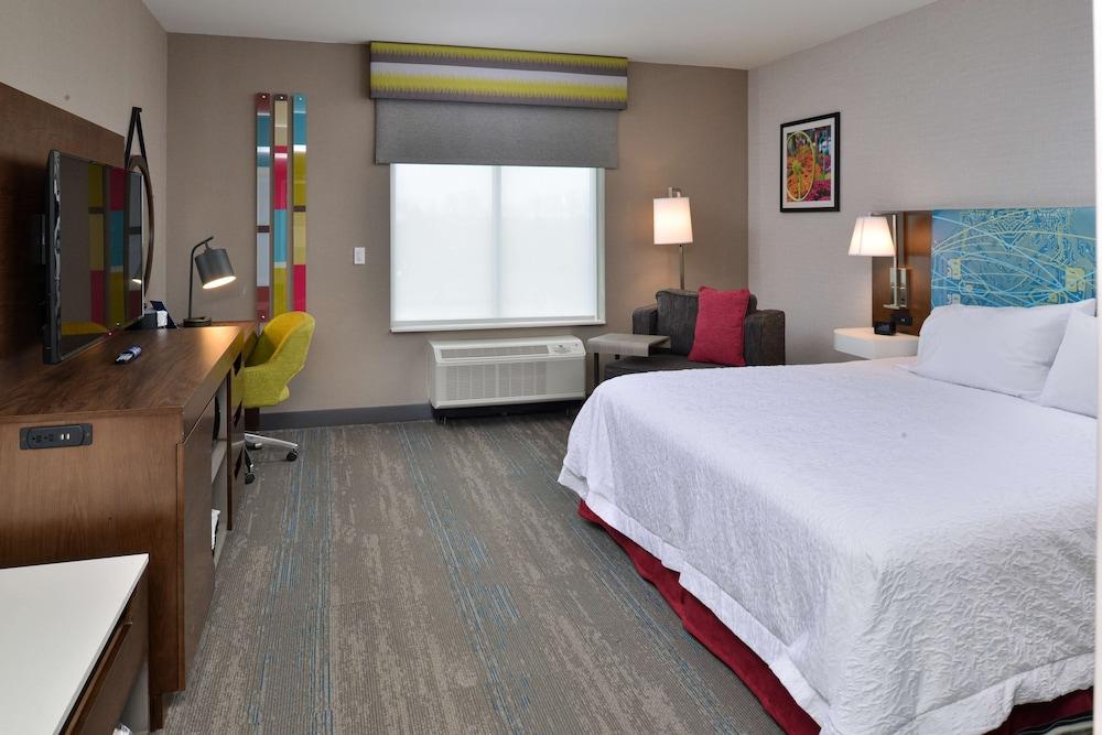 Hampton Inn & Suites Adrian photo 21