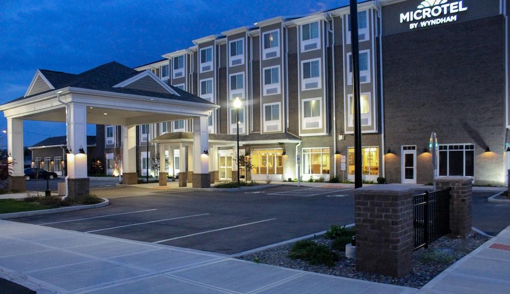 Microtel by Wyndham Penn Yan Finger Lakes Region photo 64