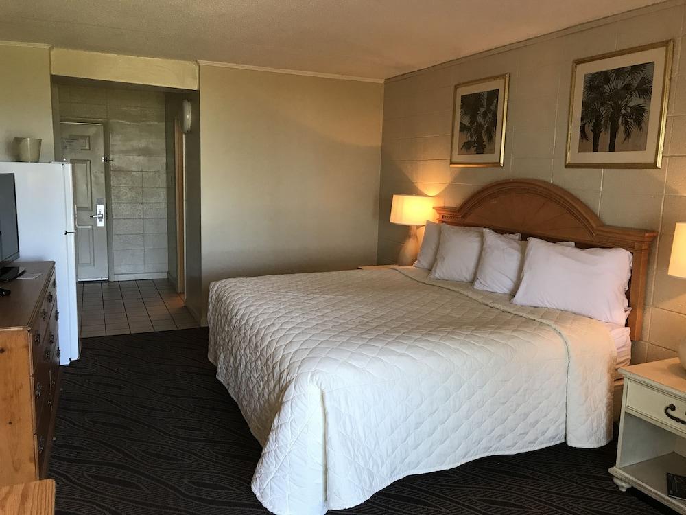 Admiral Motor Inn photo 28