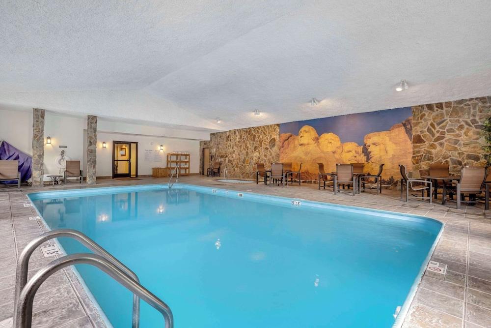 Comfort Inn & Suites Mt. Rushmore photo 40
