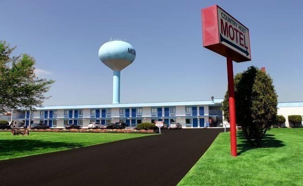 Country Host Motel photo 9