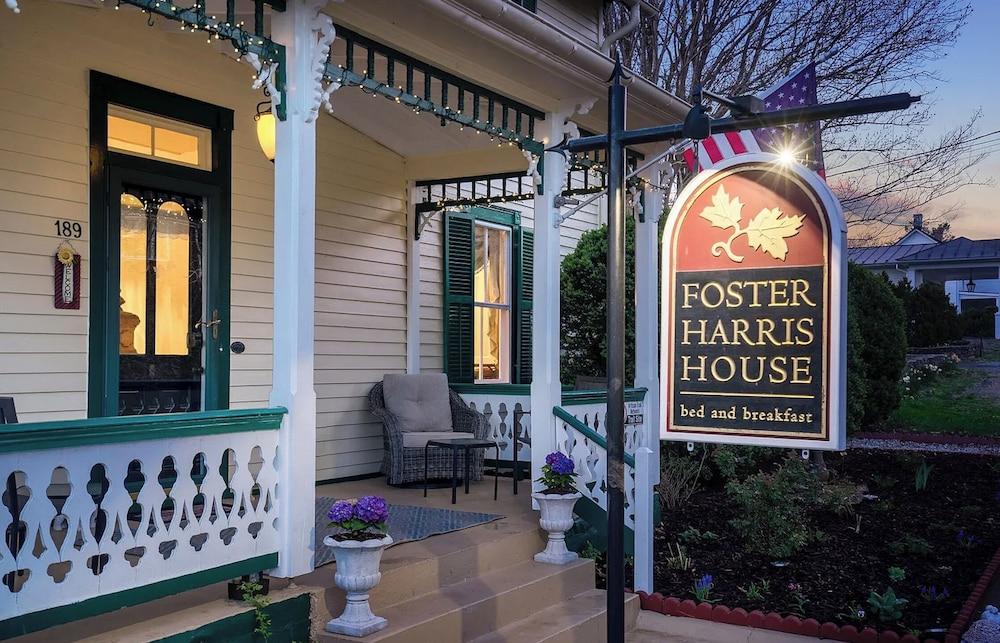 The Foster Harris House photo 27