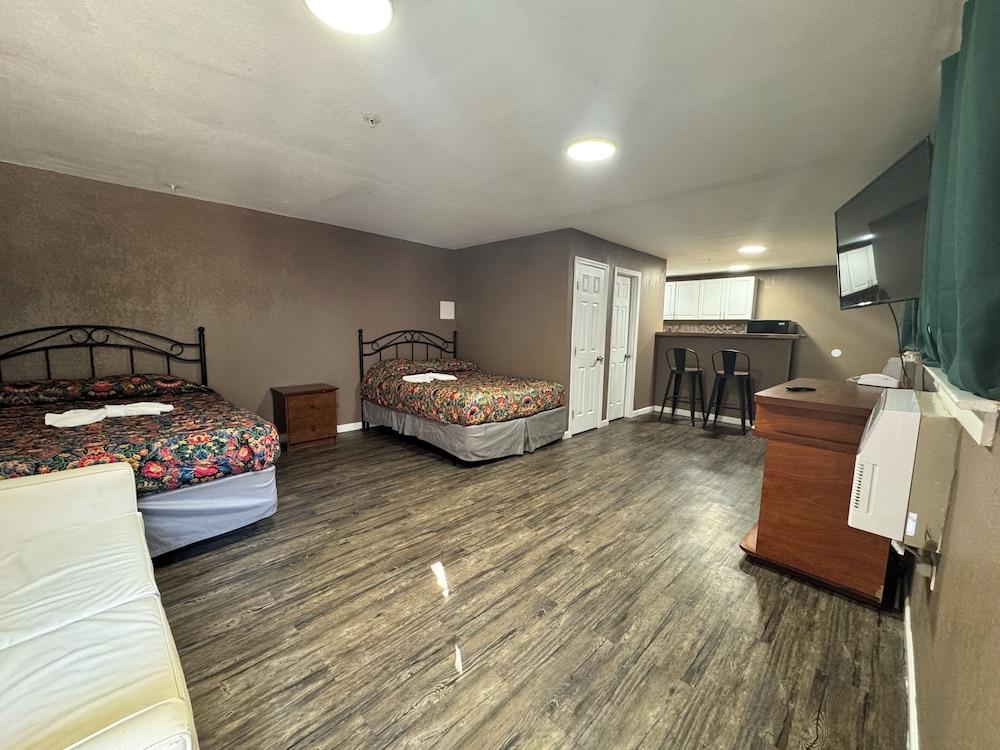 Live In Lodge photo 3