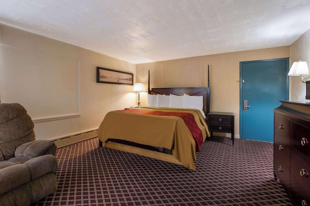 Rodeway Inn photo 22